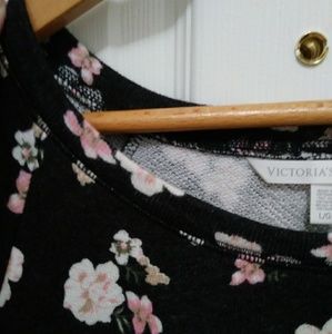 VS Perfect Spring Must-Have French Terry Crewneck